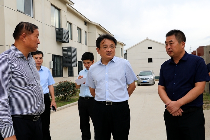 射阳县人民政府 政务新闻 [图]唐敬率队赴海通镇调研农房改善工作
