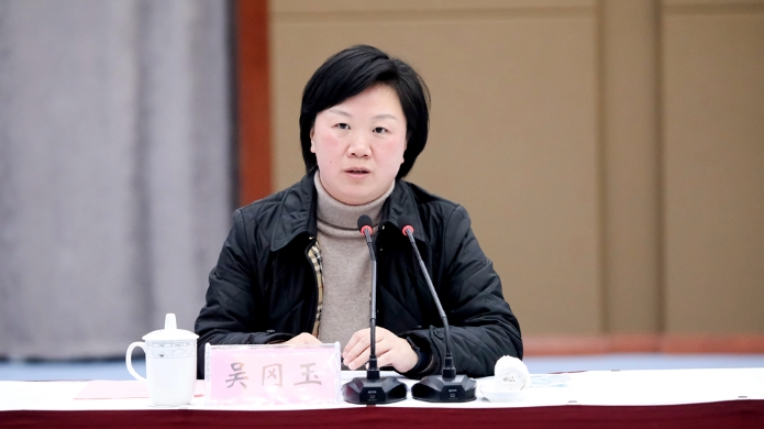 [图]吴冈玉赴射阳港经济开发区调研